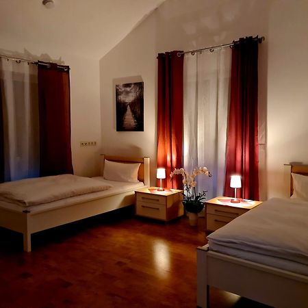 Apartment Gaestehaus Staudenschloss Mickhausen 外观 照片