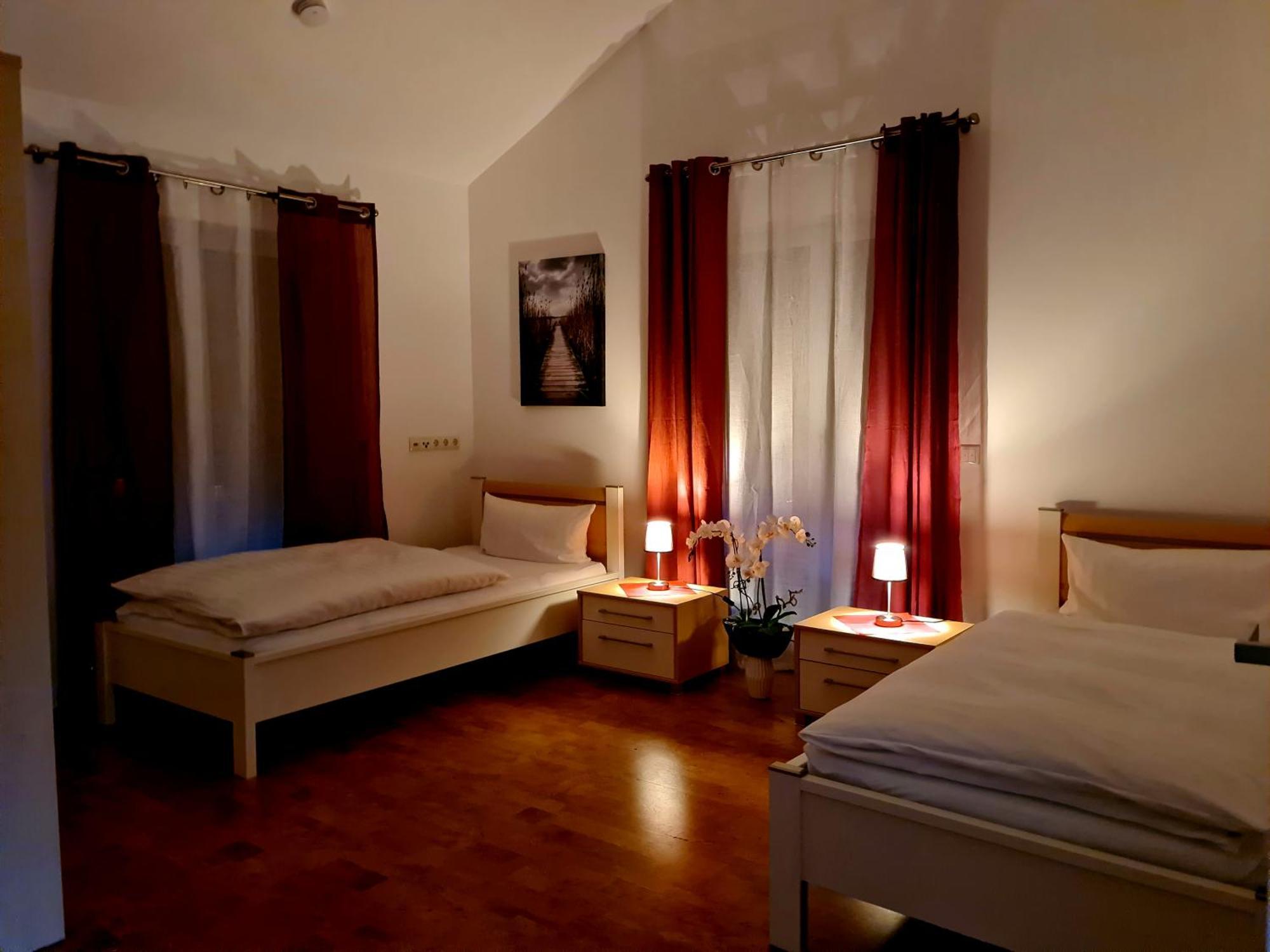Apartment Gaestehaus Staudenschloss Mickhausen 外观 照片